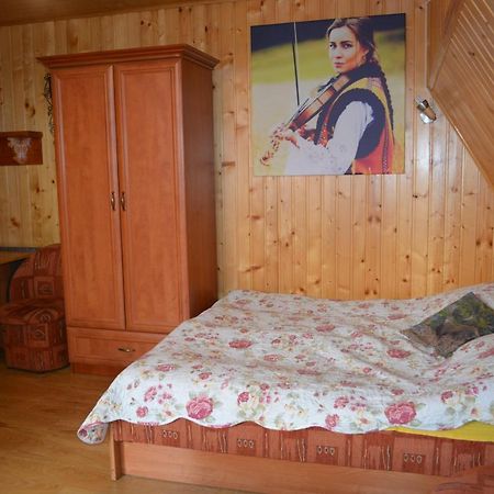Gorolik U Kwietniow-Centrum Bukowiny- Mozliwosc Wyzywienia ブコビナ・タトシャンスカ エクステリア 写真